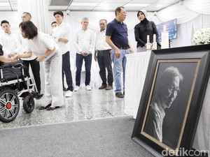 Para Tokoh Kenang Kwik Kian Gie yang Berpulang
