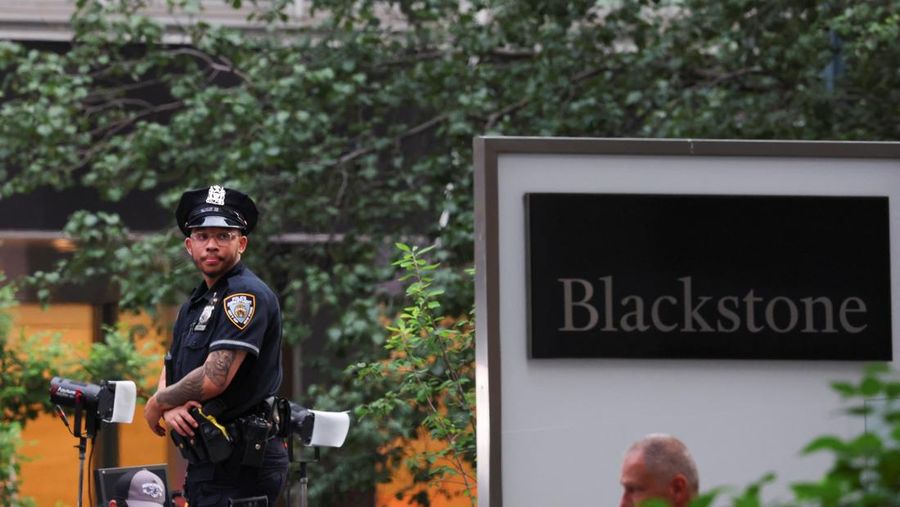 Suasana lokasi penembakan massal mematikan di Manhattan, New York City, AS, (29/7/2025). (REUTERS/Mike Segar)