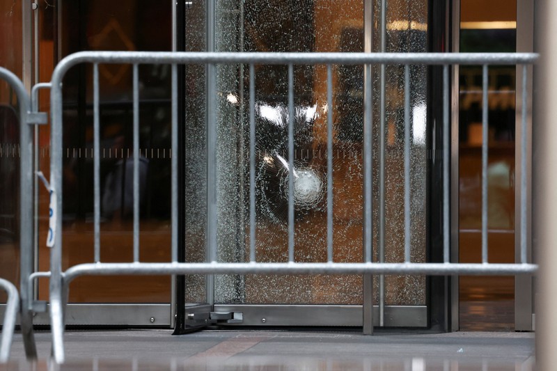 Suasana lokasi penembakan massal mematikan di Manhattan, New York City, AS, (29/7/2025). (REUTERS/Mike Segar)