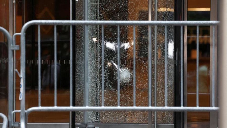 Suasana lokasi penembakan massal mematikan di Manhattan, New York City, AS, (29/7/2025). (REUTERS/Mike Segar)