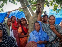 9 Juta Warga Muslim Tetangga RI Terancam Kehilangan Hak Lakukan Ini