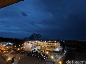 Rp 30 Ribu Bisa Dapat Apa di Warung Tower Kuningan ?
