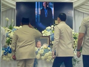 Hormat Terakhir Prabowo Buat Kwik Kian Gie