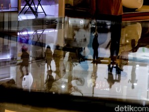 Si Kaya Makin Kaya, Kelas Menengah Malah Jadi Roh Halus demi Berhemat