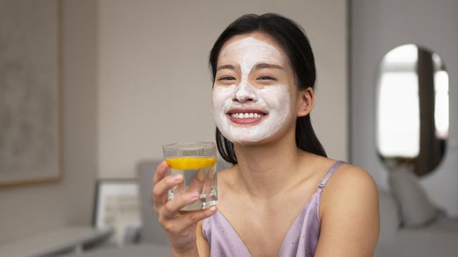 Waktu Terbaik Memakai Masker Wajah Berdasarkan Jenis Kulit