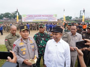Gubernur Riau Acungi Jempol Sungai Kuansing Jernih: Luar Biasa Pak Kapolda