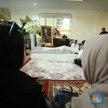 Deretan Tokoh Penting saat Melayat ke Rumah Duka Surya Dharma Ali