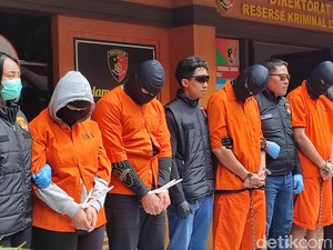 WN Rusia dan Petugas Imigrasi Sekongkol Aniaya-Peras WNA di Bali
