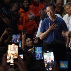 Tom Lembong Resmi Keluar dari Rutan Cipinang, Bebas Kena Abolisi