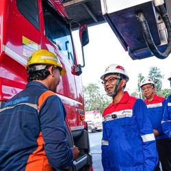 Dirut Pertamina Patra Niaga Pantau Tambahan Pasokan BBM untuk Jember