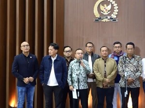 Prabowo Beri Abolisi ke Tom Lembong & Amnesti Untuk Hasto, DPR Setuju
