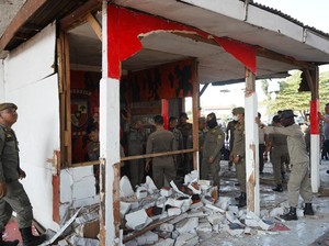 Satpol PP Bogor Bongkar Bangunan Liar di Cileungsi, Termasuk 2 Pos Ormas