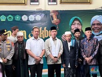 Bersorban Putih, Wapres Gibran Temui Pimpinan Pesantren di NTB