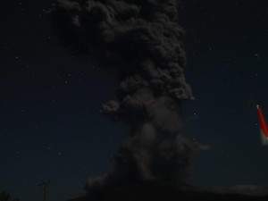 Gunung Lewotobi Kembali Meletus, Muntahkan Abu Setinggi 18 Km
