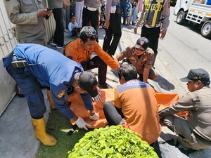 Kronologi Kecelakaan Tewaskan Ibu yang Dibonceng Anaknya di Surabaya