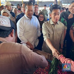 Pedagang Pasar Curhat ke Wapres Gibran, Harga Bahan Pokok Serba Mahal