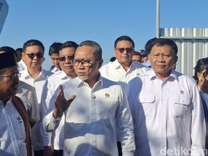Zulhas Tinjau Kopdes di Kekeri NTB: Banjir Beras, Ada di Mana-mana