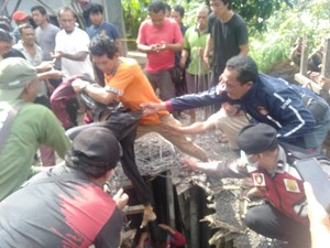 3 Pekerja Tewas Kehabisan Napas di Lubang Bak Air Bangli