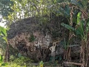 Bagaimana Cara Batu 1,200 Ton Ini Diangkut ke Puncak Tebing 7.000 Tahun Lalu?