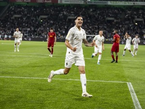 Kevin Diks Cetak Gol Lewat Penalti, Borusia Moenchengladbach Kalahkan Valencia