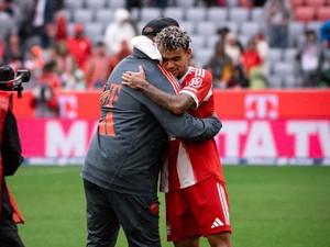 Luis Diaz Debut di Bayern Munich, Dipuji Harry Kane