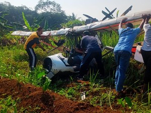 Detik-detik Pesawat Latih Jatuh Berujung Marsma Fajar Gugur Versi Warga