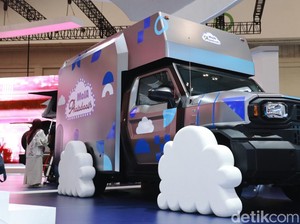 Inspirasi Bisnis! Mobil Pick Up Bisa Disulap Jadi Photobooth Keliling