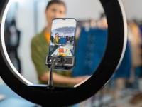 Shopee-Vidio Ubah Cara Belanja Digital Lewat Vidio Shopping