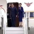 Wow, Raja-Ratu Thailand Nyetir Boeing Sendiri di Kunjungan Kenegaraan
