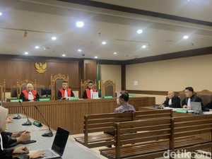 Sambil Terisak, Eks Ketua PN Surabaya Minta Maaf ke MA Terjerat Kasus Suap