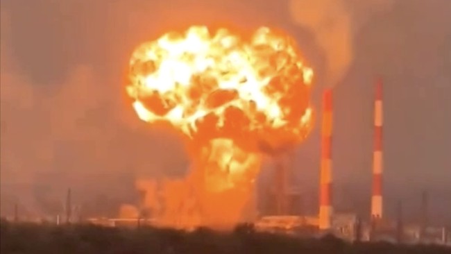 Drone Ukraina Hantam Kilang Rusia, Ekspor Minyak Terpukul