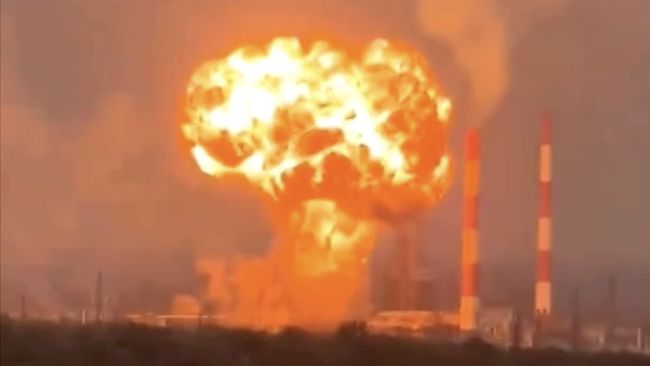 Rusia Minggir, Perang Baru Bisa Pecah antara Ukraina dan Negara Muslim