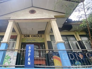Akhir Hayat SDN Cikole Sukabumi: Sepi Peminat hingga Akses Sulit