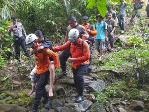 Gunung Bawang Ditutup, Warga Gelar Ritual Adat Usai Insiden Pendaki Tewas