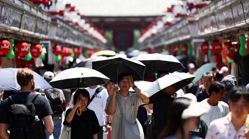 Gelombang panas melanda sejumlah wilayah di Jepang, Selasa (5/8/2025) waktu setempat. (REUTERS/Issei Kato)