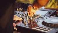 Mau Mulai Usaha Sound atau Belajar DJ? Ini Alat yang Kamu Butuhkan 