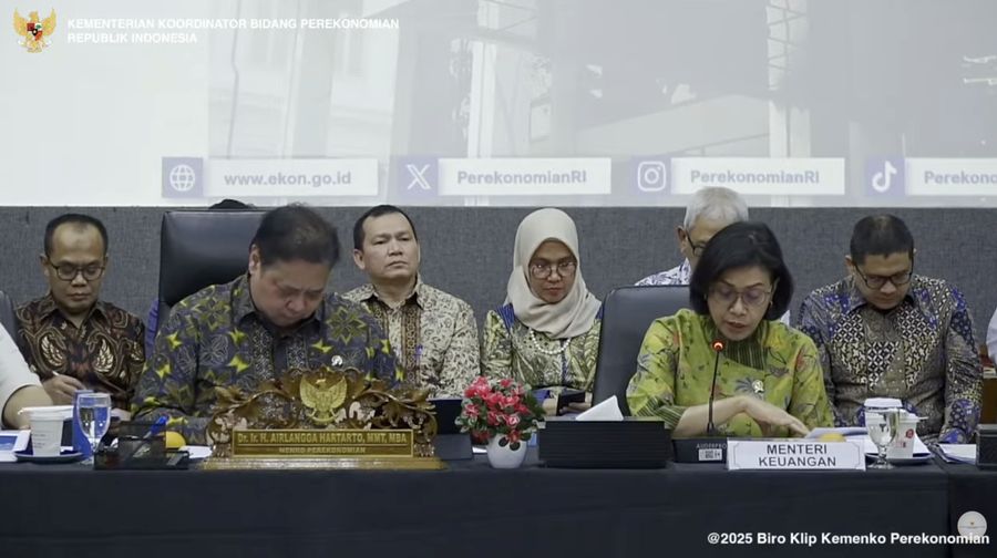 Konferensi pers Menteri Koordinator Bidang Perekonomian terkait realisasi pertumbuhan ekonomi kuartal II tahun 2025 di kantor Kemenko Perekonomian, Jakarta Pusat, Selasa (5/8/2025). (Tangkapan layar YouTube Perekonomian RI)