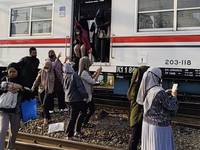 Layanan KRL Lintas Tanah Abang Dihentikan, KAI Commuter Siapkan Refund