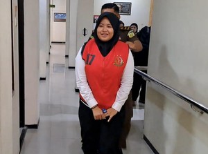 Senyum Mustika Divonis Ringan Kasus Bunuh Bayinya di Jombang