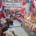 Jelang Agustusan, Begini Nasib Pedagang Baju Adat di Pasar Tanah Abang
