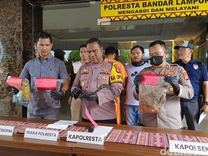 Motif Riduan Gorok Leher Kekasihnya Cemburu Korban Dekat dengan Pria Lain