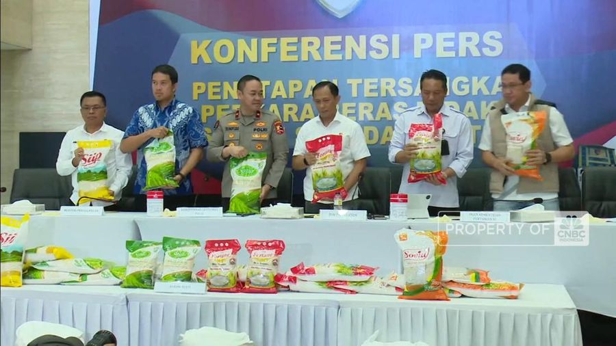 Satgas Pangan Polri menetapkan 3 tersangka baru kasus beras yang tidak sesuai standar mutu atau beras oplosan.