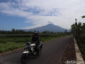 Kronologi Pendaki Asal Brebes Terjatuh ke Kawah Gunung Slamet