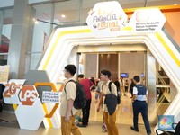 Ribuan Anak Muda Surabaya Padati LPS Financial Festival 2025