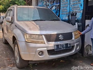 Kondisi Mobil Vitara Parkir 2,5 Tahun di Jalan Tunjung Baru Jogja