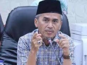 Pengamat Apresiasi Kerja Wali Kota Pekanbaru Tertibkan Baliho Tak Berizin