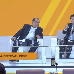 Video: Pesan Emil Dardak: Ambil Kesempatan, Jangan Milih-Milih Kerjaan