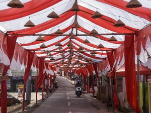 25 Contoh Pantun Kemerdekaan 17 Agustus, Nggak Ada Ubur-ubur Ikan Lele