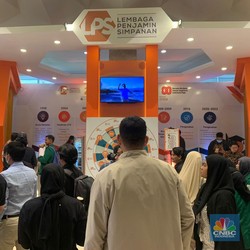 Booth LPS Diserbu Pengunjung, Mahasiswa Hingga Pengusaha Antusias