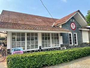 Menikmati Nuansa Belanda Tempo Dulu di Kafe Unik Depok